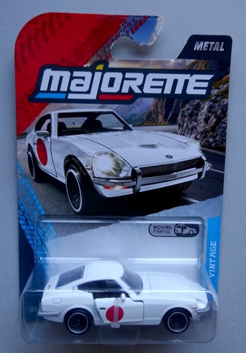 Hot wheels premium datsun - premium,,